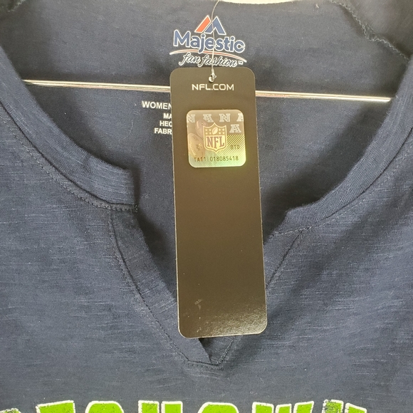 NWT Seattle Seahawks NFL Team Short Sleeve Tee - Picture 5 of 7